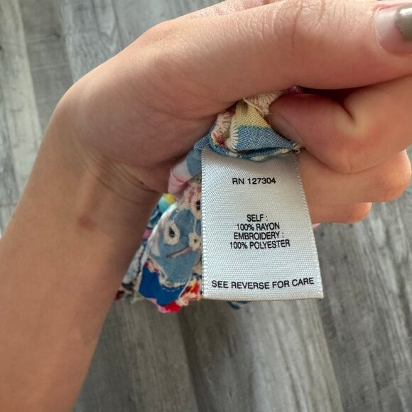 John Mark colorful floral eyelet lace button down size medium A22 - Picture 5 of 6